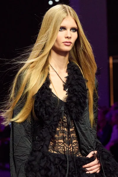 Look 98